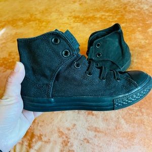 Black converse with Velcro